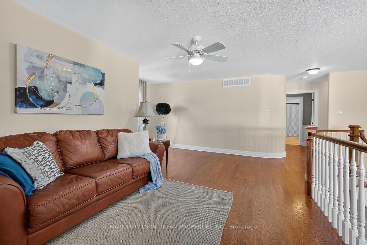 Photo 32 of 448 Rahul Crescent, Ottawa, Mooneys Bay — HOMEH