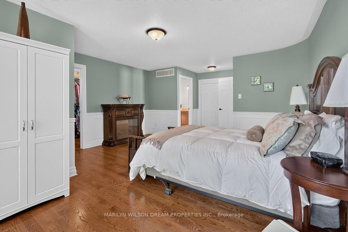 Photo 35 of 448 Rahul Crescent, Ottawa, Mooneys Bay — HOMEH