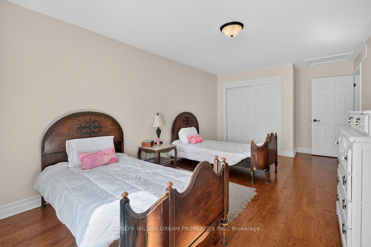 Photo 40 of 448 Rahul Crescent, Ottawa, Mooneys Bay — HOMEH