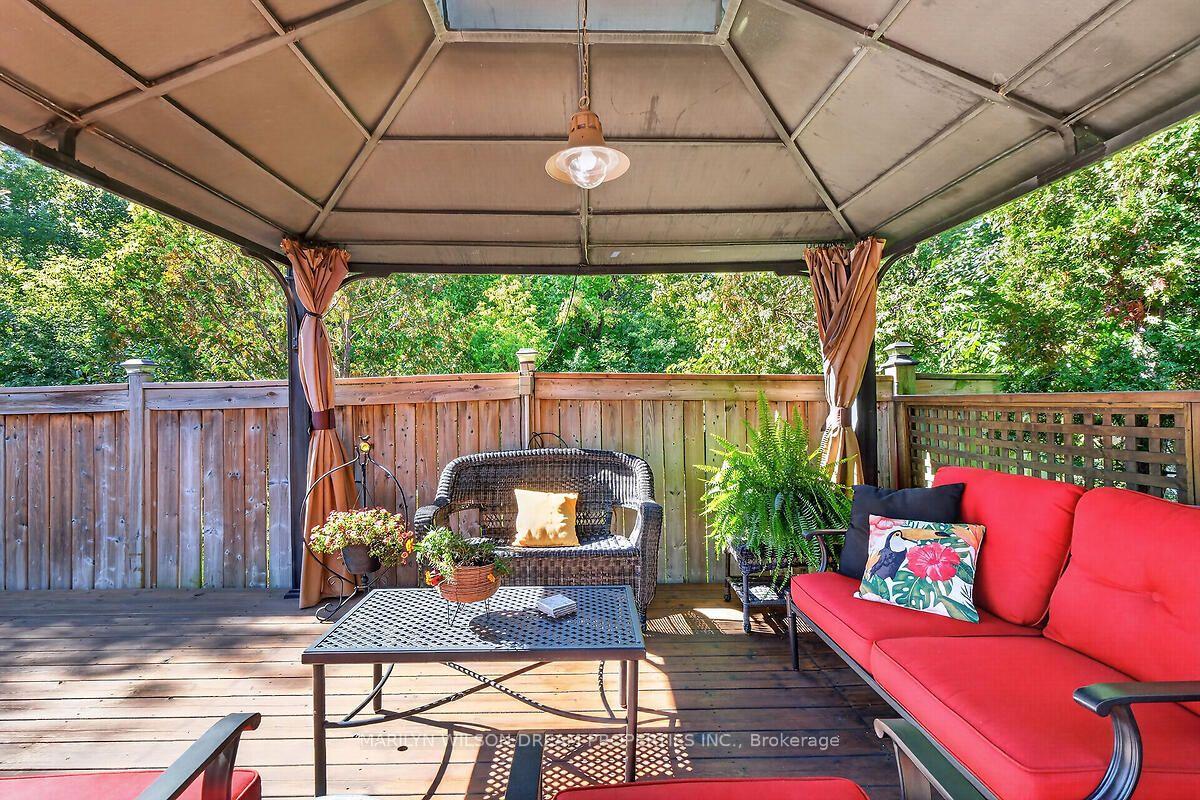Photo 52 of 448 Rahul Crescent, Ottawa, Mooneys Bay — HOMEH