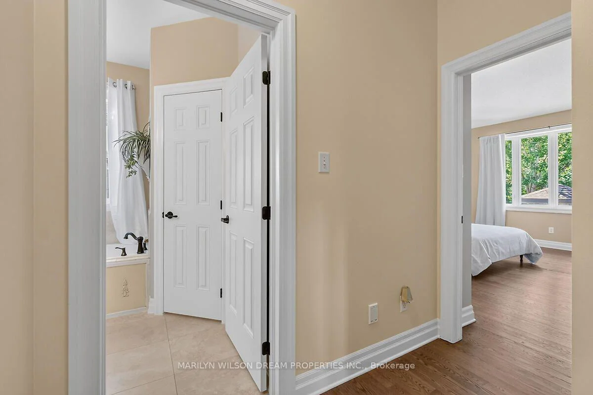 Photo 23 of 448 Rahul Crescent, Ottawa, Mooneys Bay — HOMEH