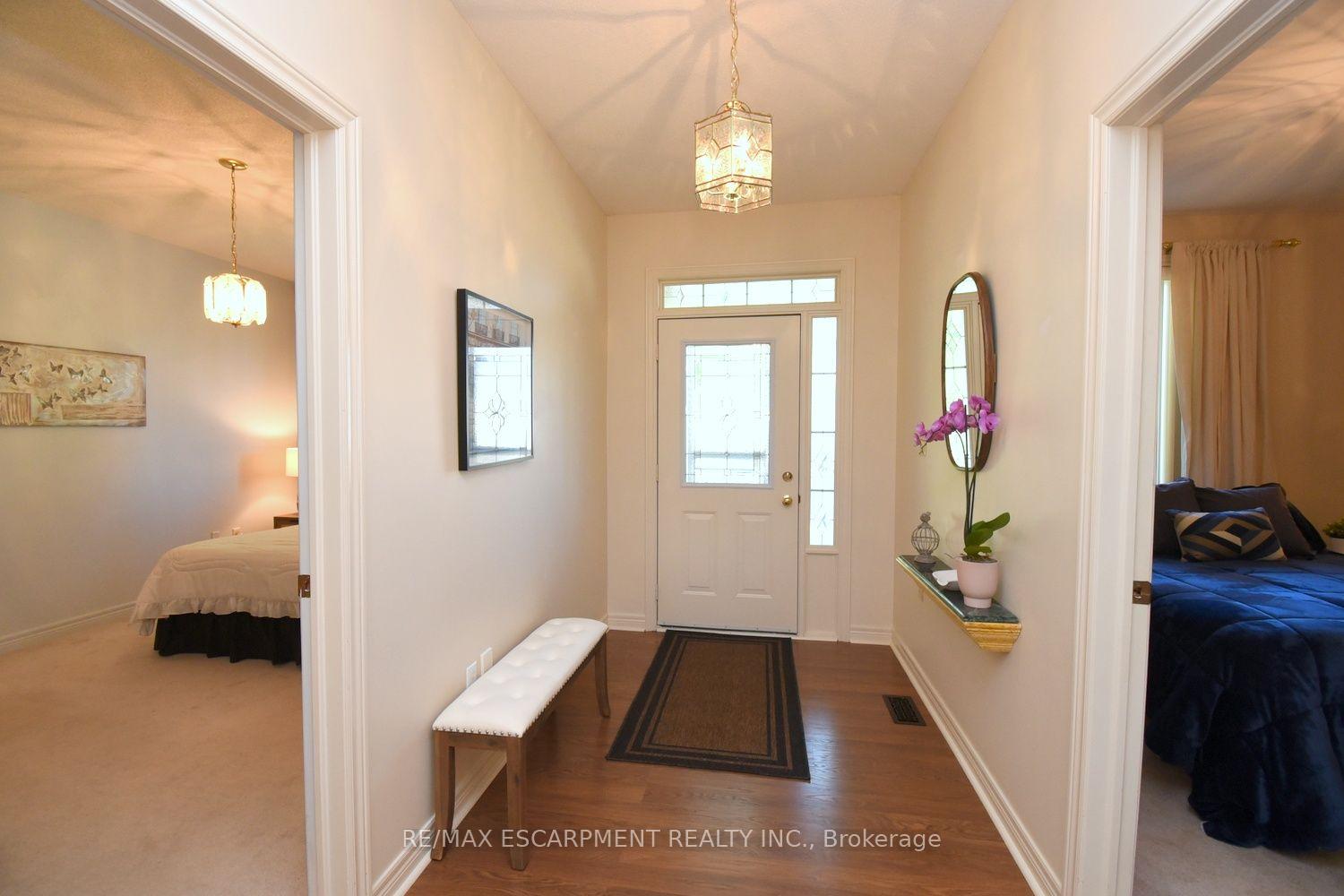 Photo 6 of 87 Jenifer Drive, Hamilton, Rural Glanbrook — HOMEH