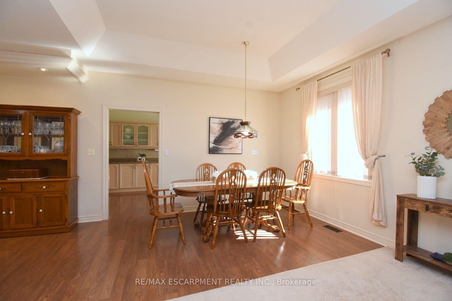 Photo 10 of 87 Jenifer Drive, Hamilton, Rural Glanbrook — HOMEH