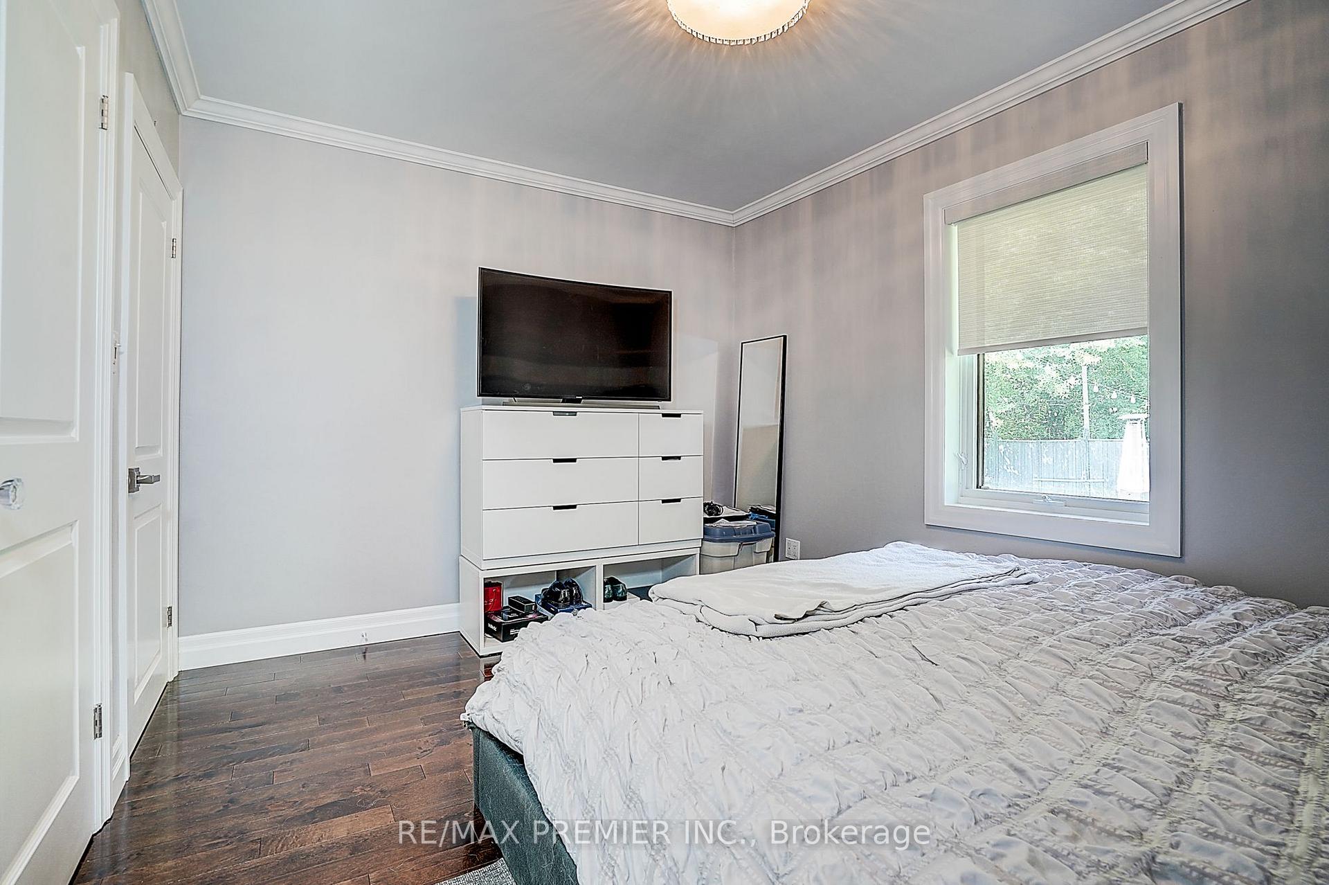 Photo 43 of 445 Selsey Drive, Mississauga, Cooksville — HOMEH