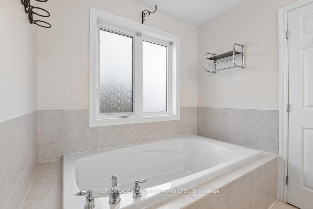 Photo 21 of 207 Mistral Way, Ottawa, Stittsville (North) — HOMEH