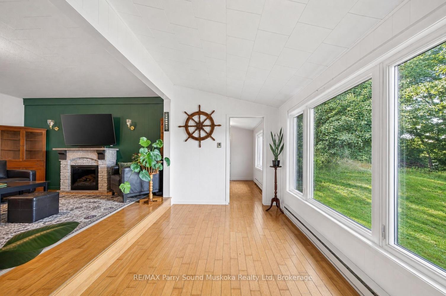 Photo 6 of 39 South Shore Road, The Archipelago, Archipelago North — HOMEH