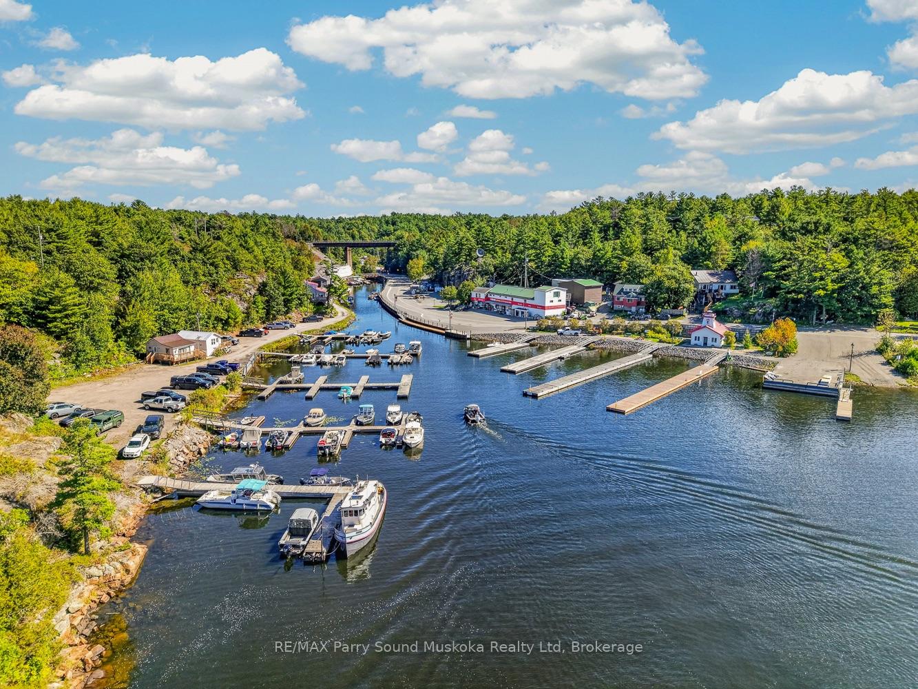 Photo 37 of 39 South Shore Road, The Archipelago, Archipelago North — HOMEH
