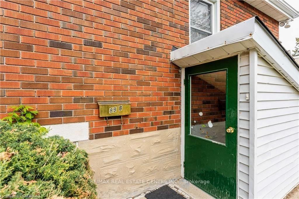 Photo 2 of 89 Elgin Street N, Cambridge, Alison — HOMEH
