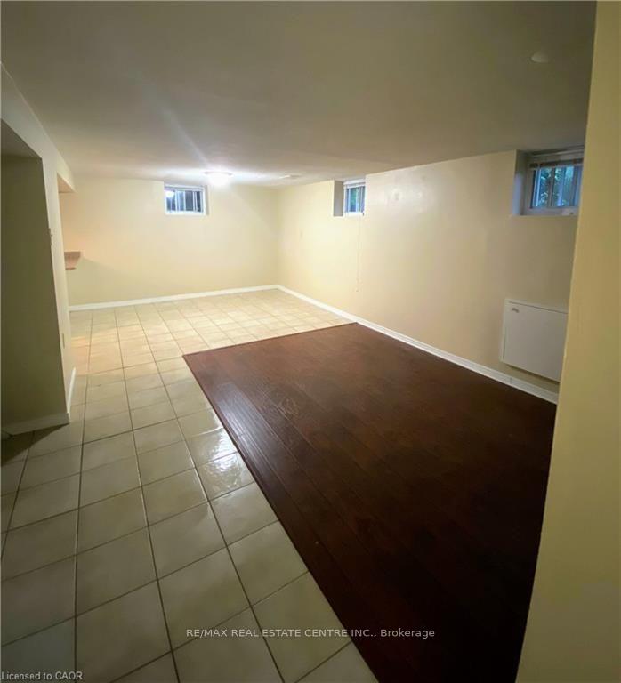 Photo 13 of 89 Elgin Street N, Cambridge, Alison — HOMEH