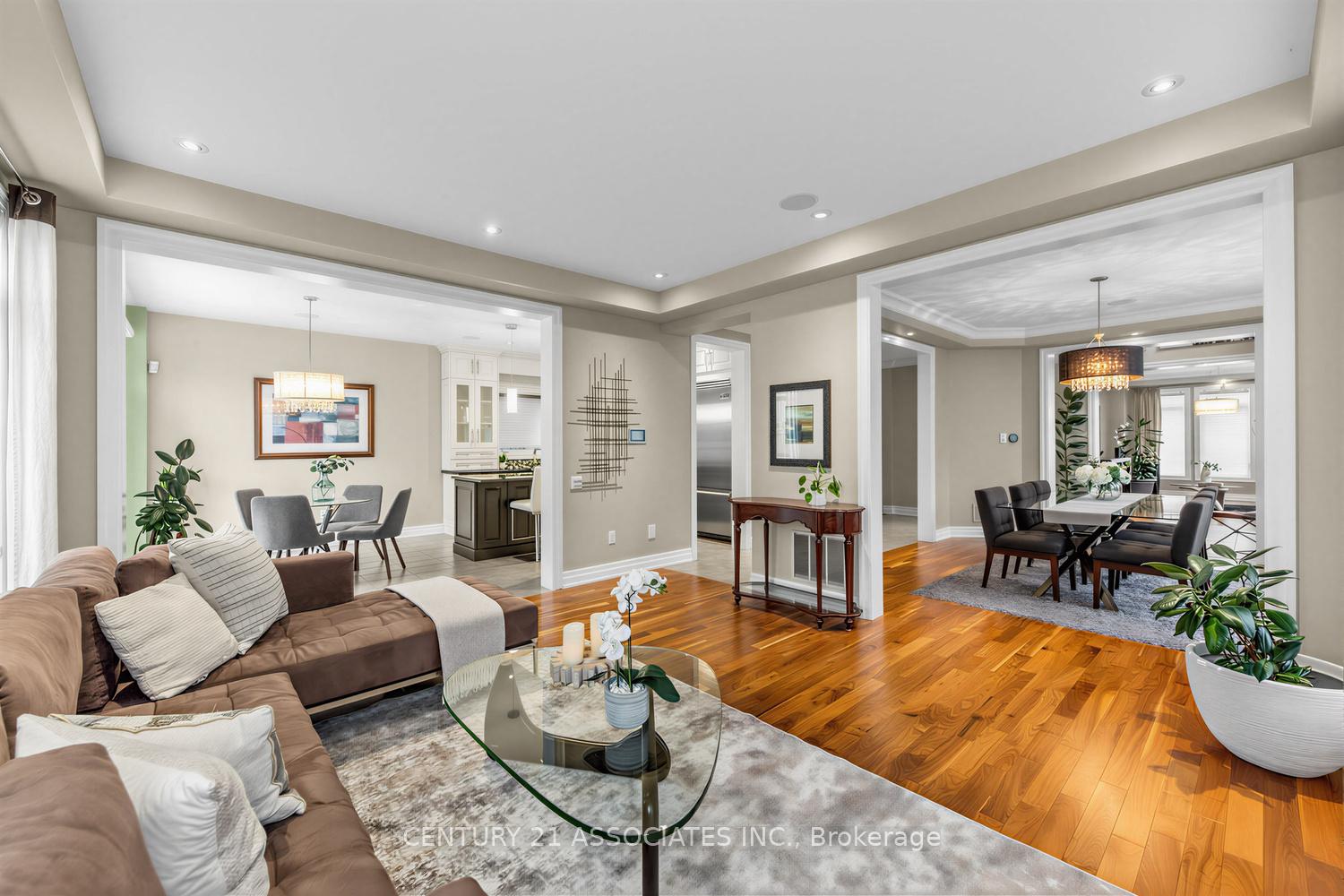 Photo 14 of 29 Black Diamond Crescent, Brampton, Credit Valley — HOMEH
