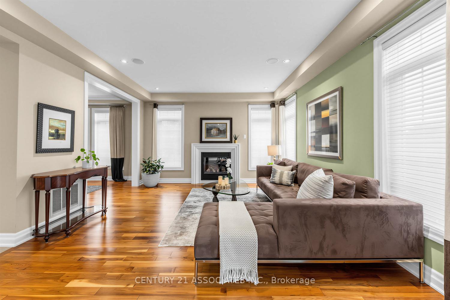 Photo 15 of 29 Black Diamond Crescent, Brampton, Credit Valley — HOMEH