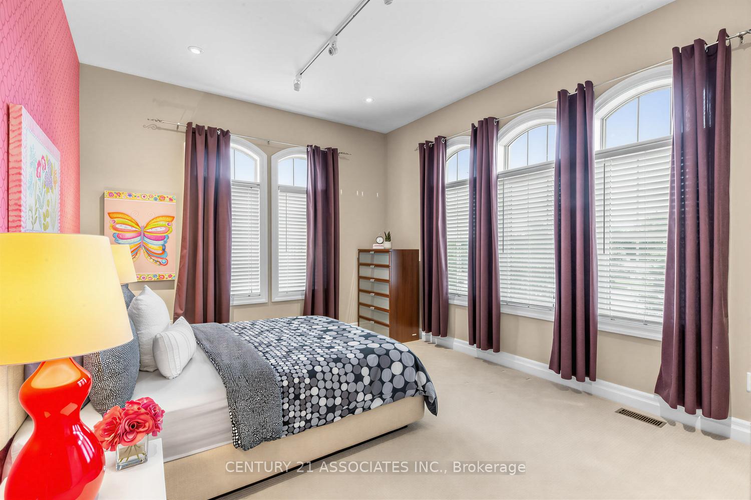 Photo 34 of 29 Black Diamond Crescent, Brampton, Credit Valley — HOMEH