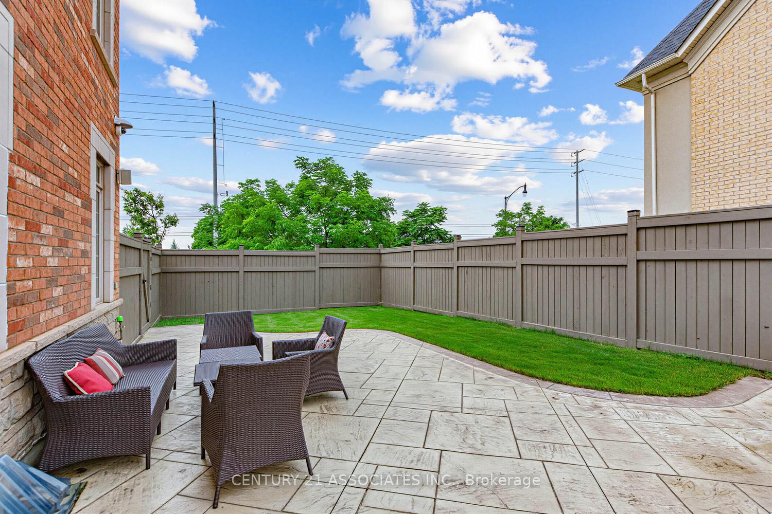 Photo 47 of 29 Black Diamond Crescent, Brampton, Credit Valley — HOMEH