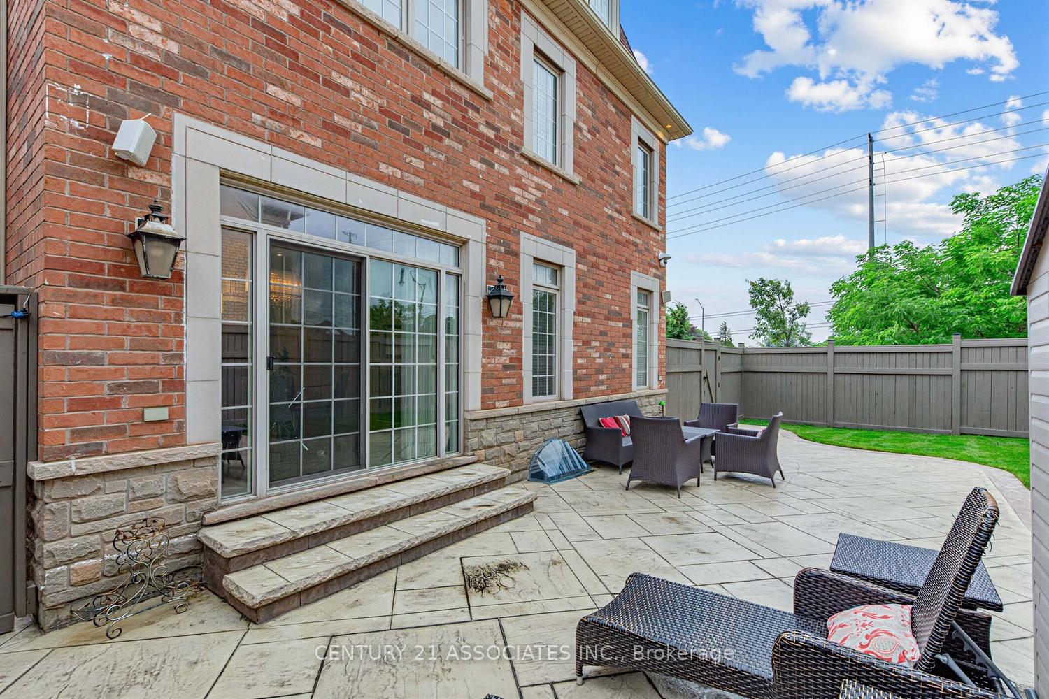 Photo 48 of 29 Black Diamond Crescent, Brampton, Credit Valley — HOMEH