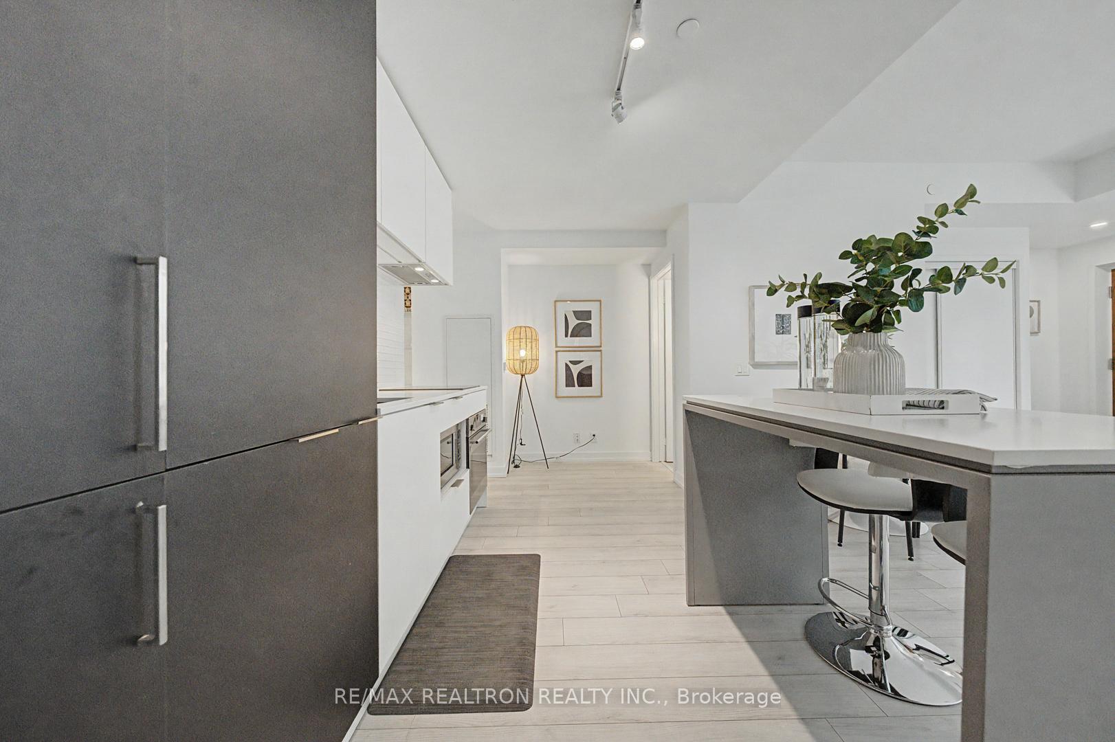 Photo 20 of Unit 102, 33 Helendale Avenue, Toronto, Yonge-Eglinton — HOMEH