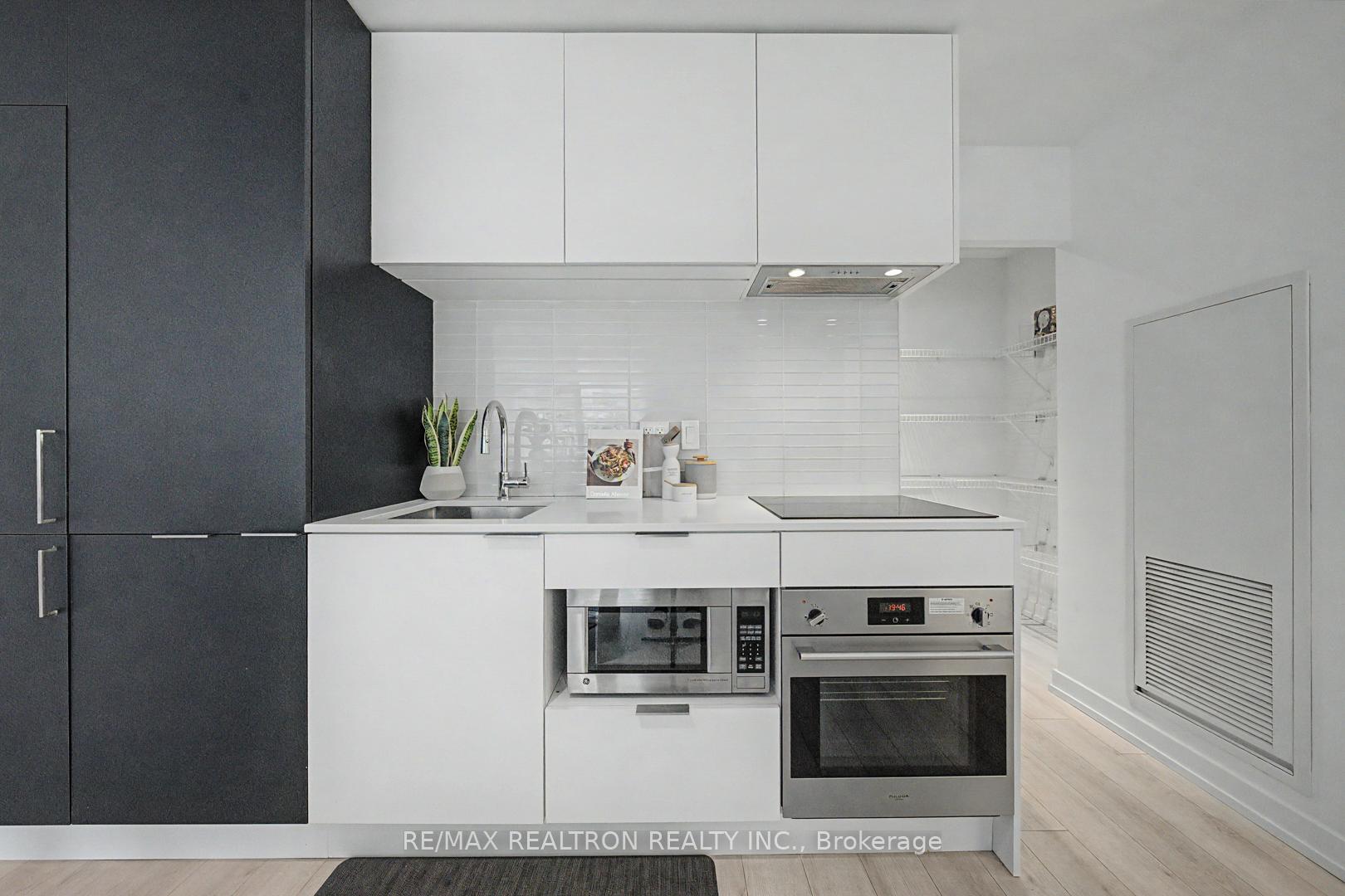 Photo 21 of Unit 102, 33 Helendale Avenue, Toronto, Yonge-Eglinton — HOMEH