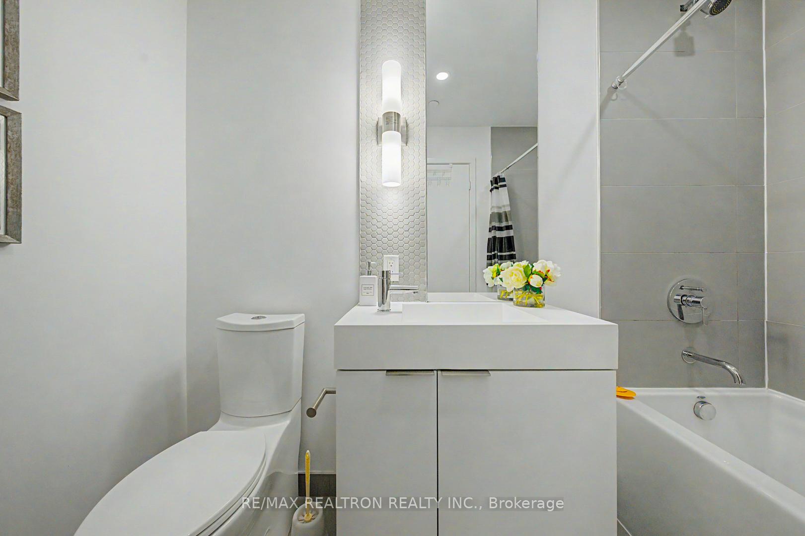Photo 31 of Unit 102, 33 Helendale Avenue, Toronto, Yonge-Eglinton — HOMEH