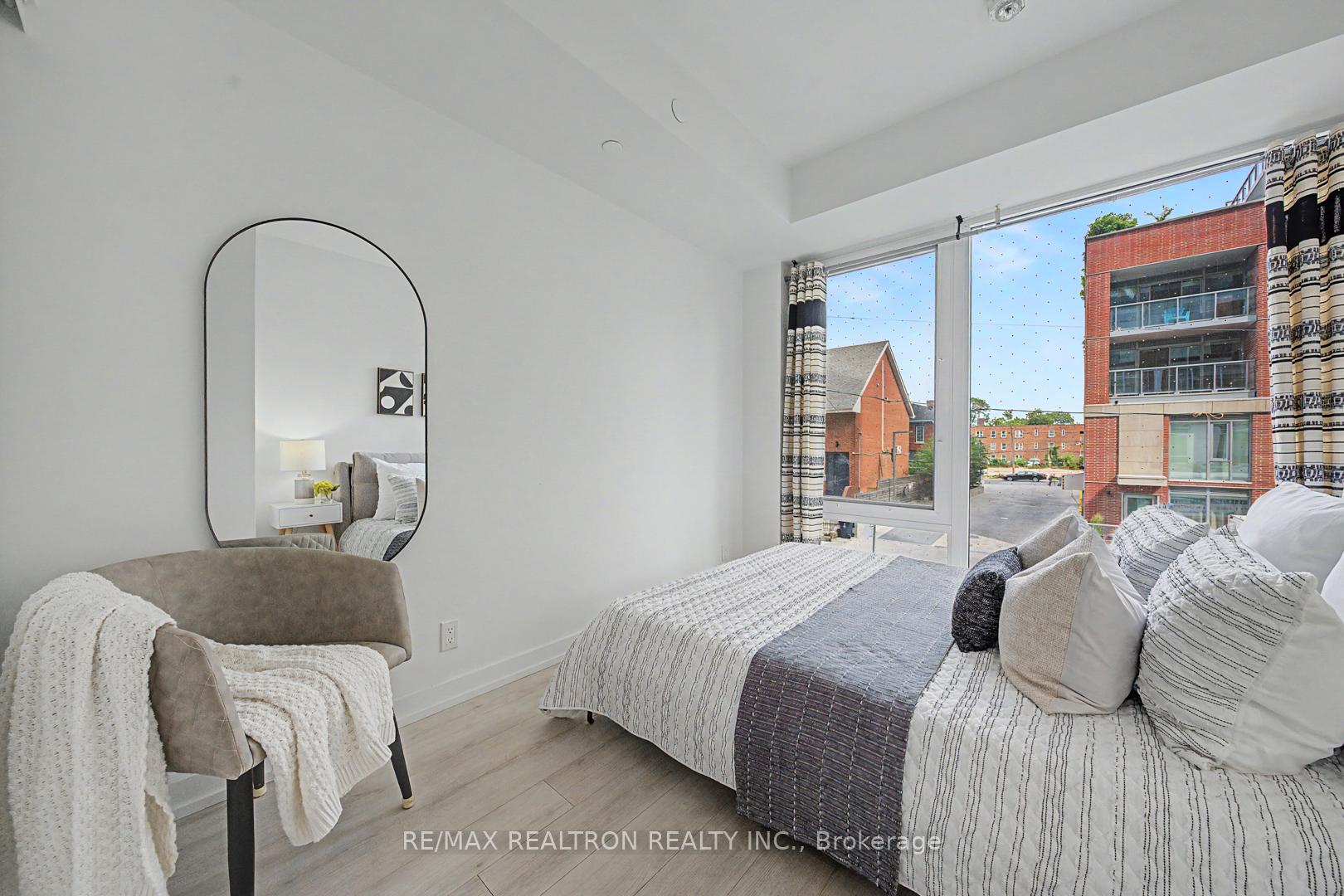 Photo 34 of Unit 102, 33 Helendale Avenue, Toronto, Yonge-Eglinton — HOMEH