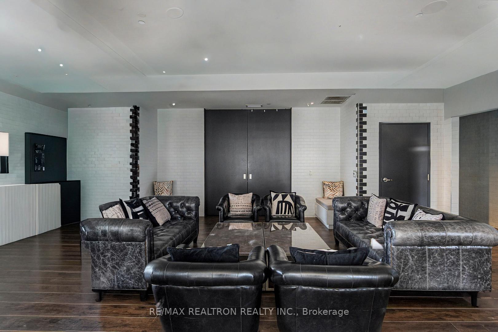 Photo 41 of Unit 102, 33 Helendale Avenue, Toronto, Yonge-Eglinton — HOMEH
