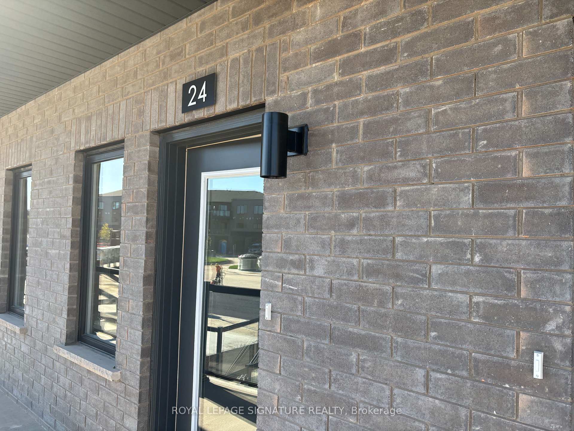 Photo of Unit 24, 42 Lowes Road W