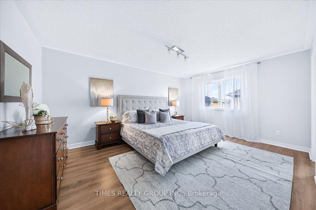 Photo 23 of 224 Westway Crescent, Vaughan, Concord — HOMEH