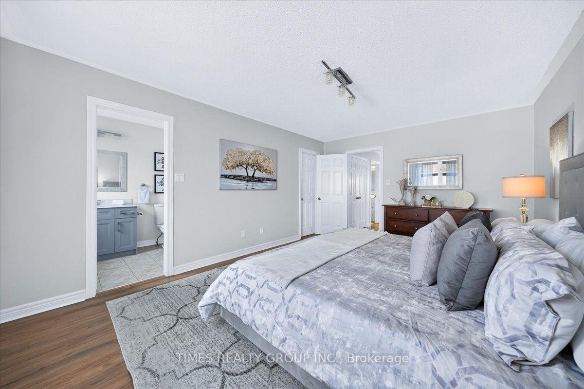 Photo 25 of 224 Westway Crescent, Vaughan, Concord — HOMEH