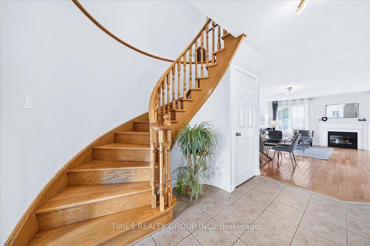 Photo 37 of 224 Westway Crescent, Vaughan, Concord — HOMEH