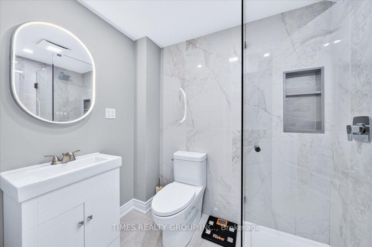 Photo 47 of 224 Westway Crescent, Vaughan, Concord — HOMEH
