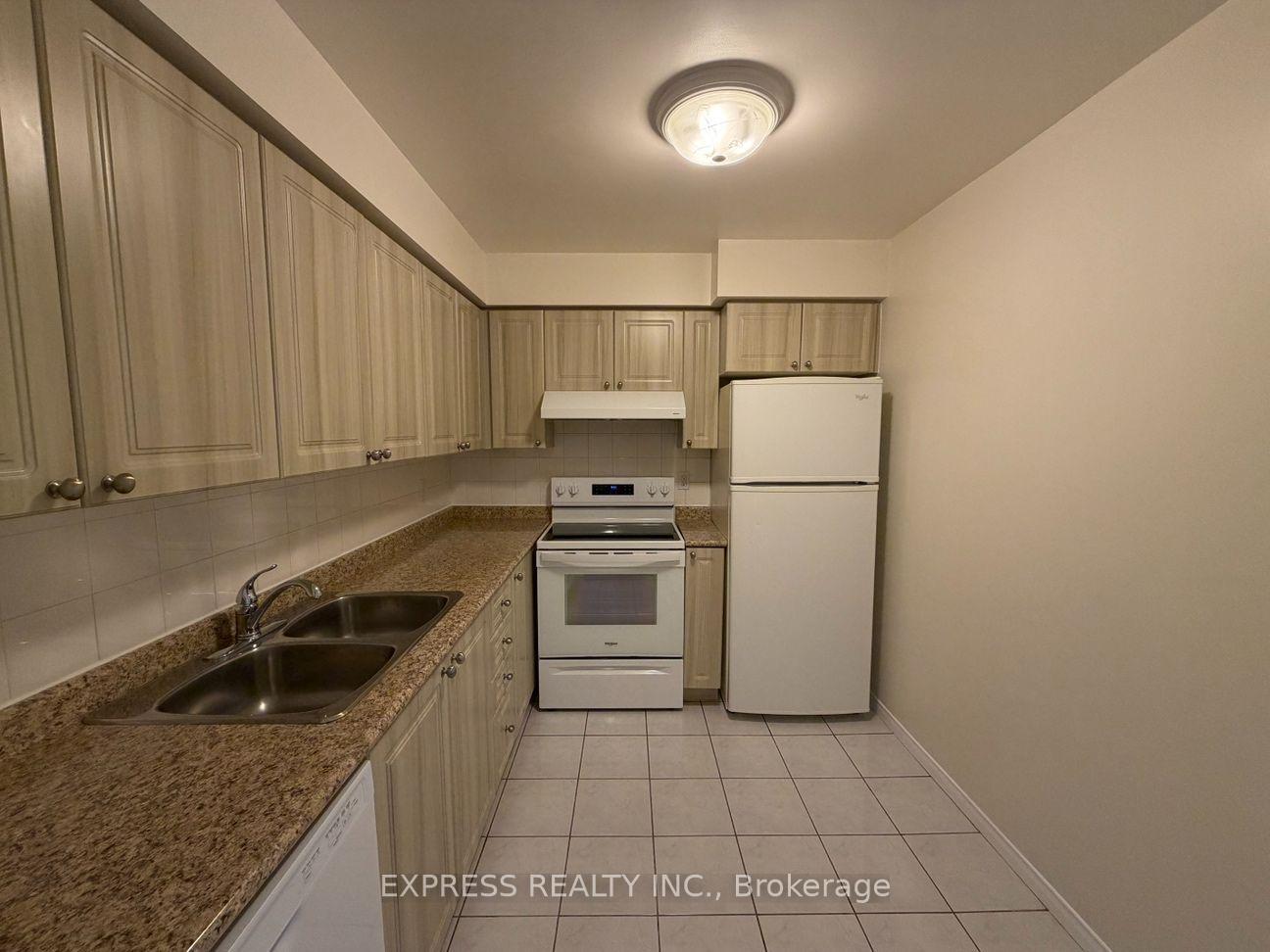 Photo of Unit 609, 29 Pemberton Avenue