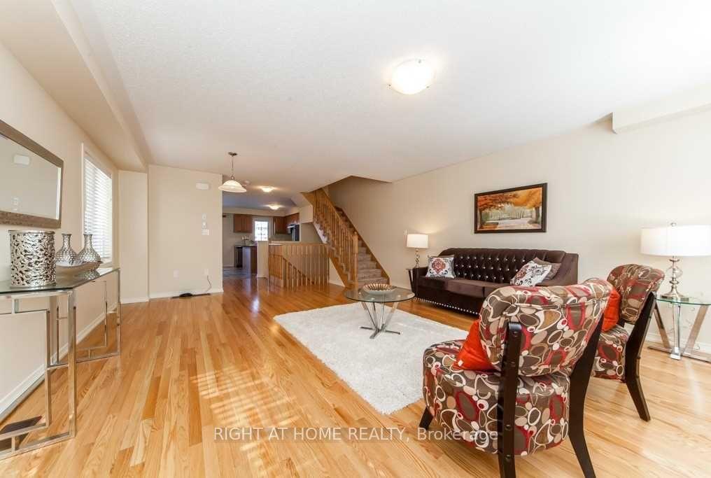 Photo 7 of 37 Comfort Way, Whitby, Blue Grass Meadows — HOMEH