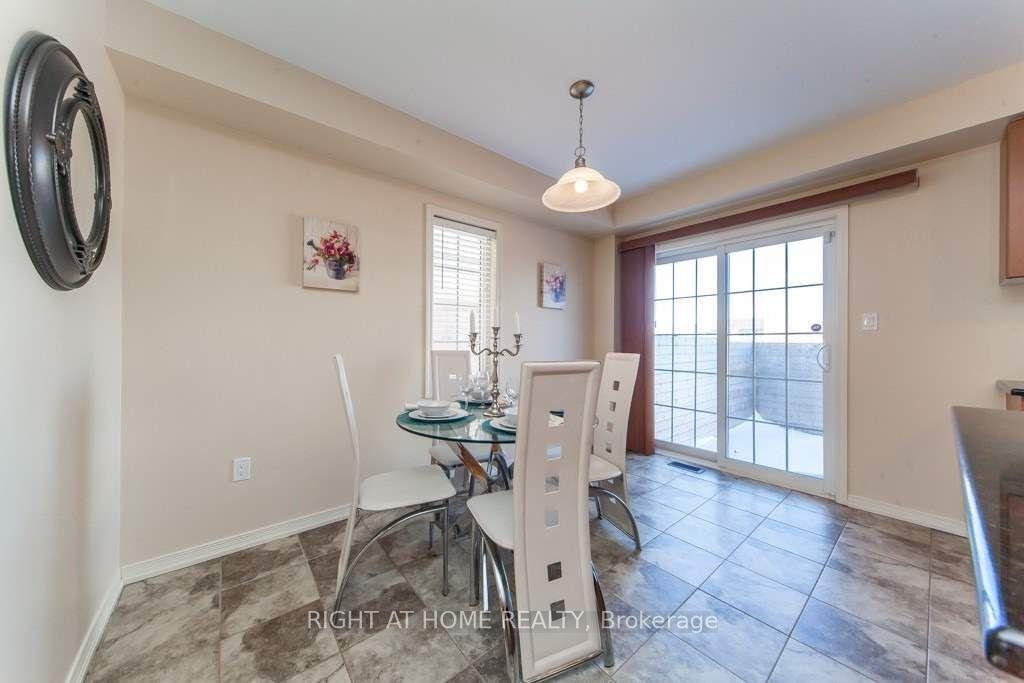 Photo 11 of 37 Comfort Way, Whitby, Blue Grass Meadows — HOMEH