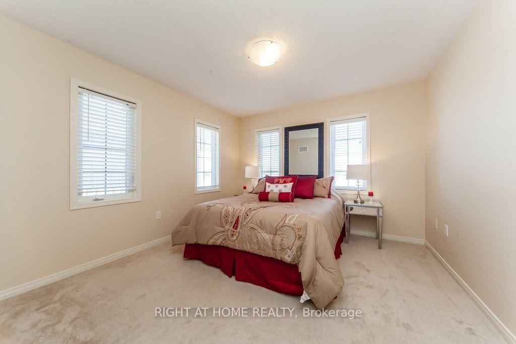 Photo 14 of 37 Comfort Way, Whitby, Blue Grass Meadows — HOMEH