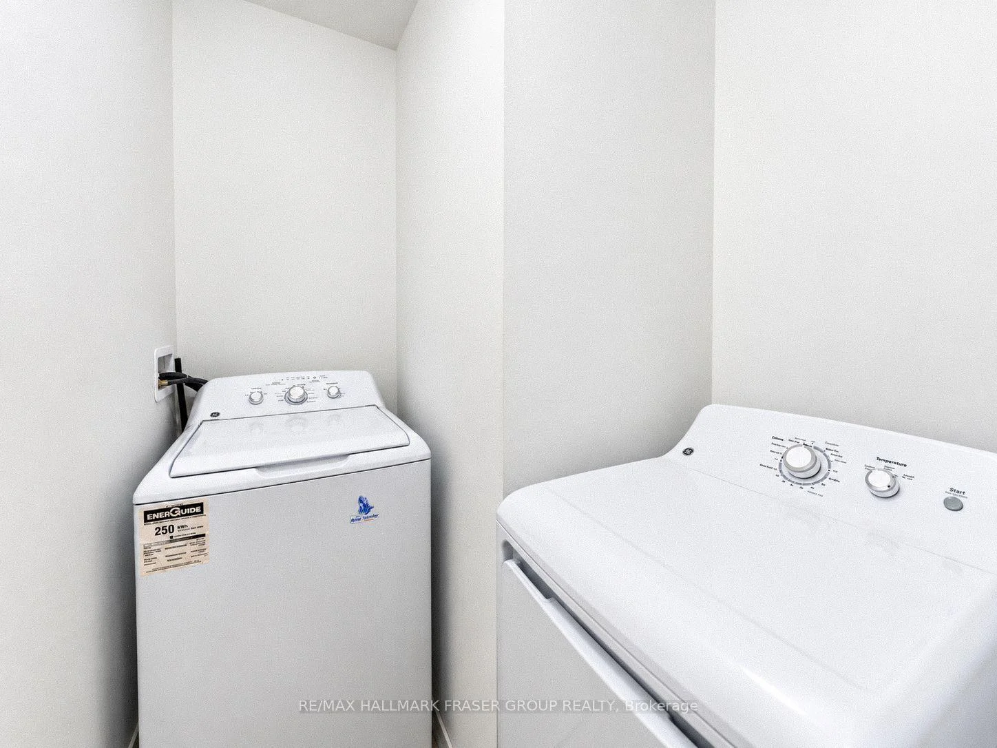 Photo 55 of 59 Kantium Way, Whitby, Pringle Creek — HOMEH