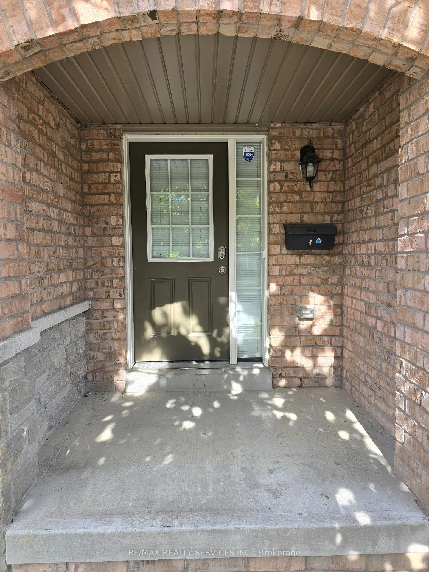 Photo 5 of Unit 12, 12 Utopia Way N, Brampton, Bram East — HOMEH