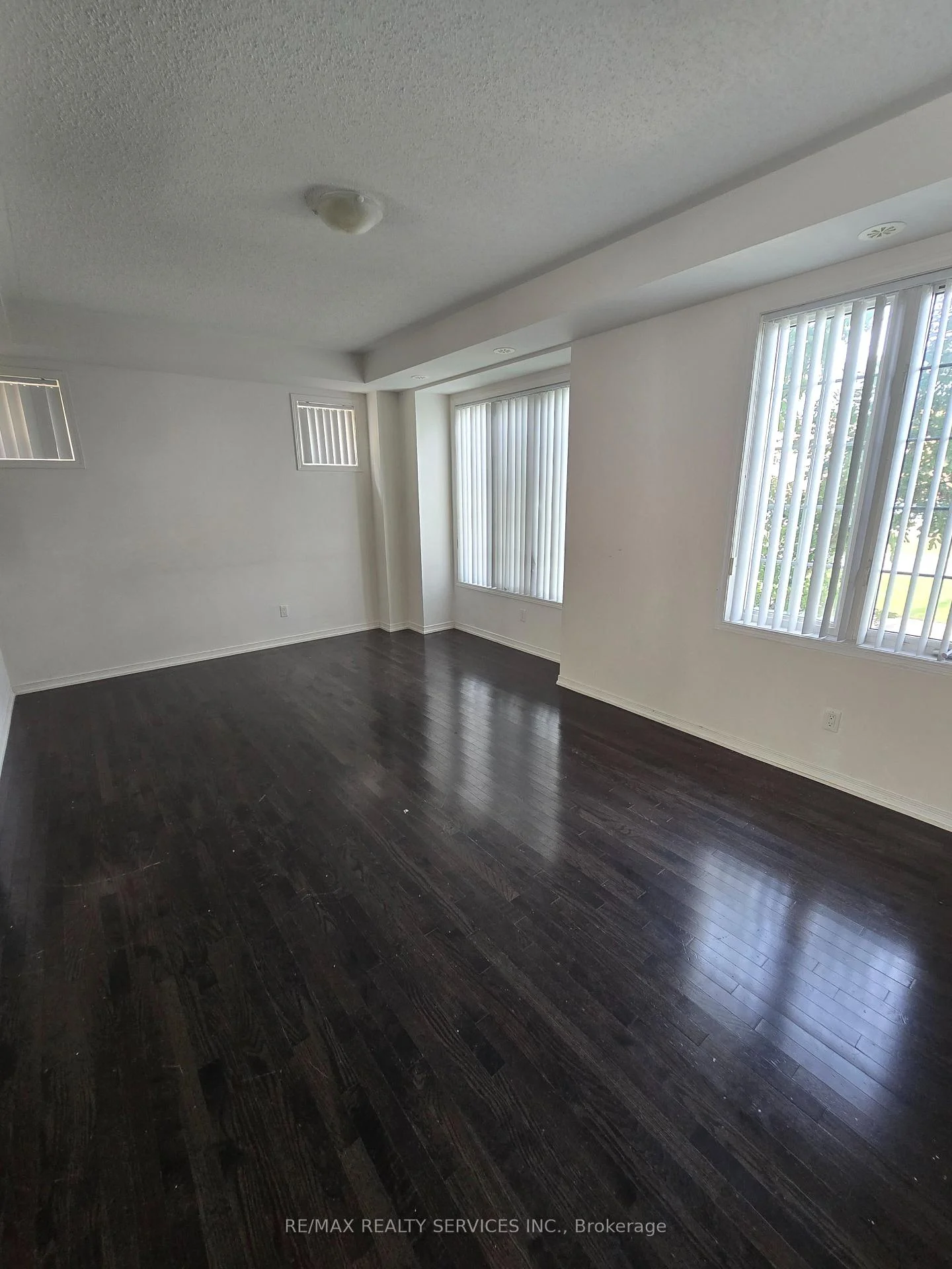 Photo 11 of Unit 12, 12 Utopia Way N, Brampton, Bram East — HOMEH