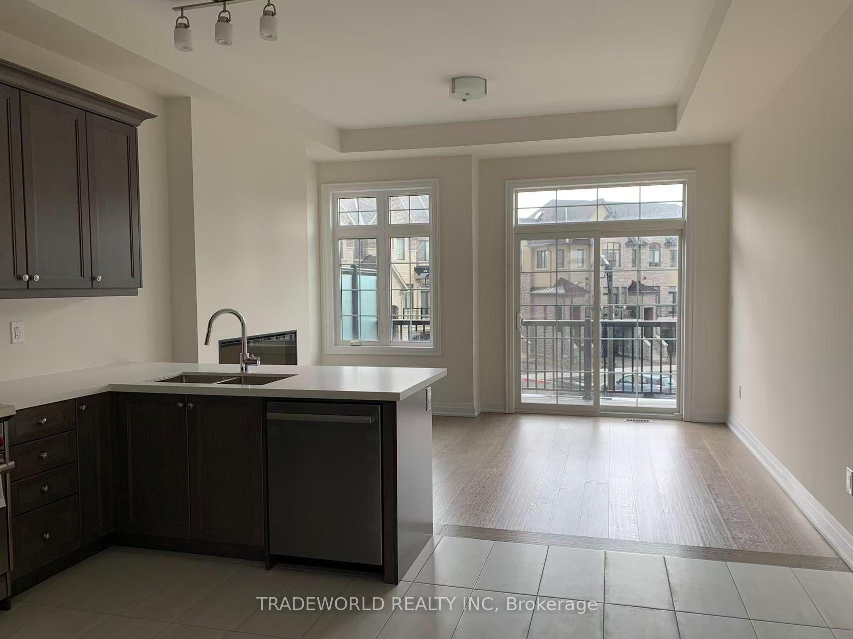 Photo 4 of 4271 Major Mackenzie Drive E, Markham, Angus Glen — HOMEH