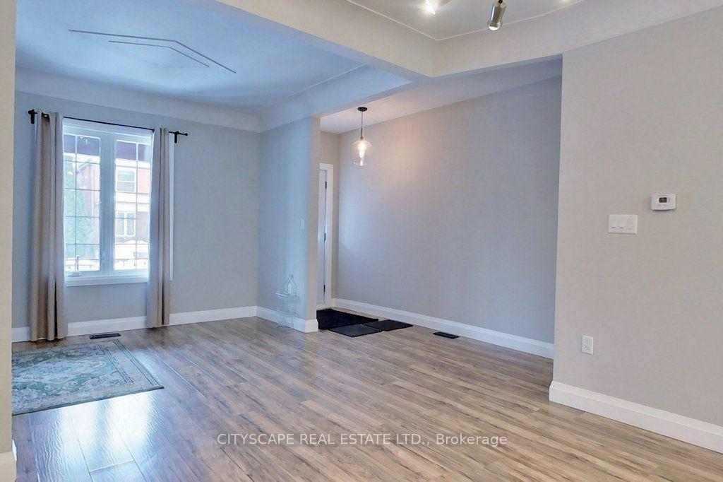 Photo 9 of 39 Holton Avenue N, Hamilton, Gibson — HOMEH