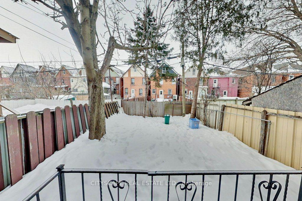 Photo 23 of 39 Holton Avenue N, Hamilton, Gibson — HOMEH