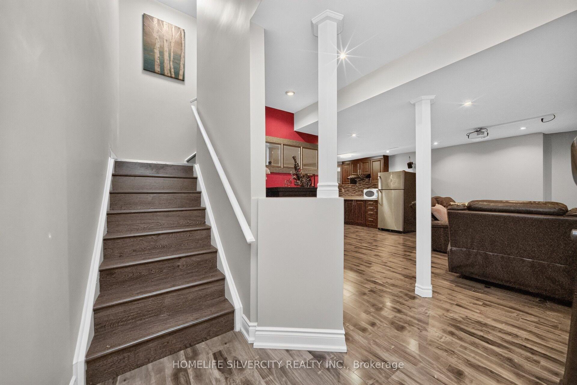 Photo 38 of 61 Fieldview Drive, Brampton, Bram East — HOMEH