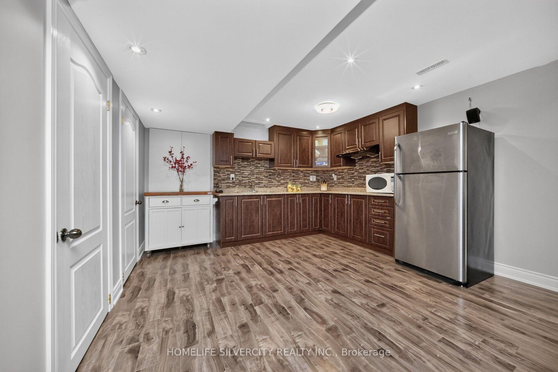 Photo 41 of 61 Fieldview Drive, Brampton, Bram East — HOMEH