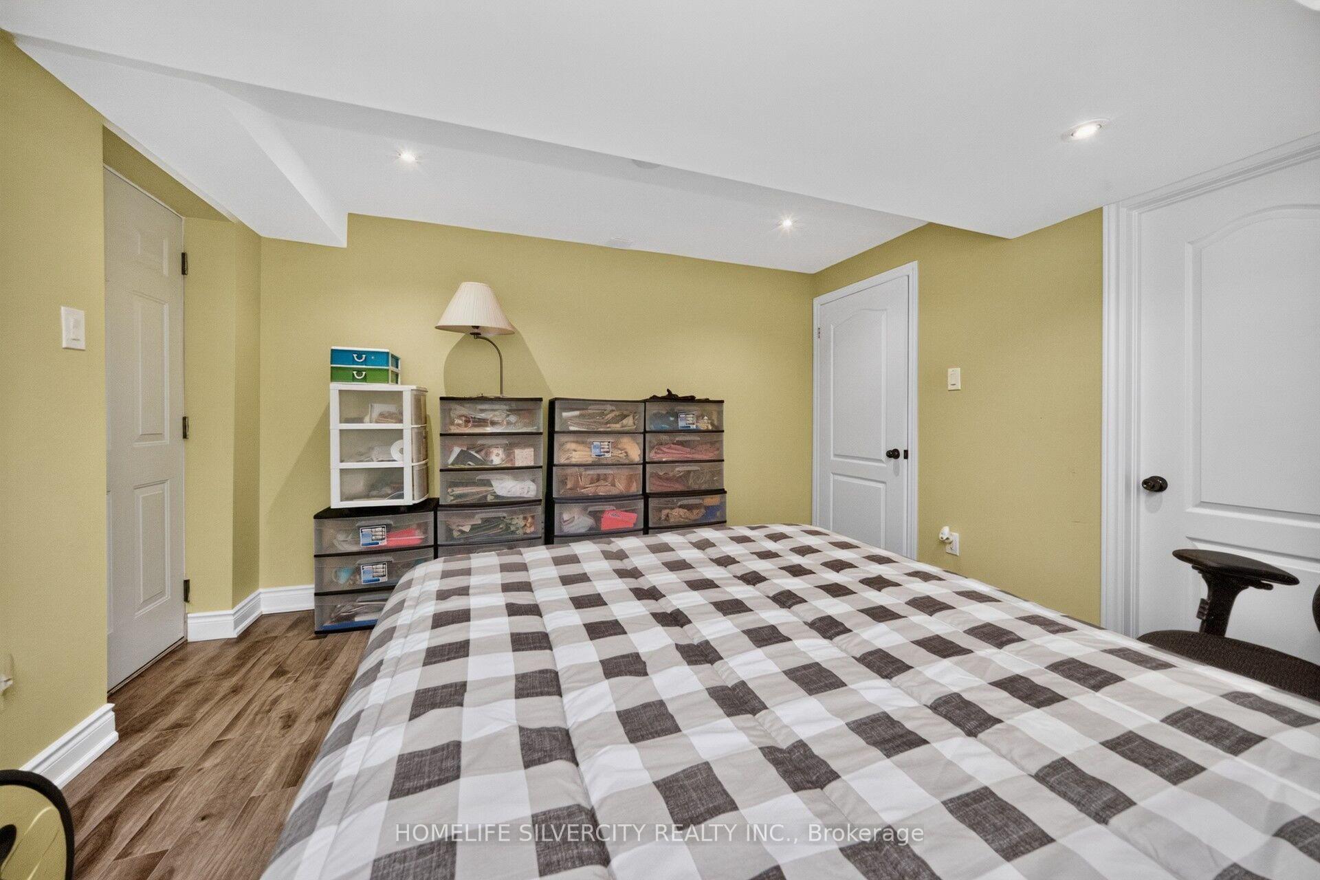 Photo 44 of 61 Fieldview Drive, Brampton, Bram East — HOMEH