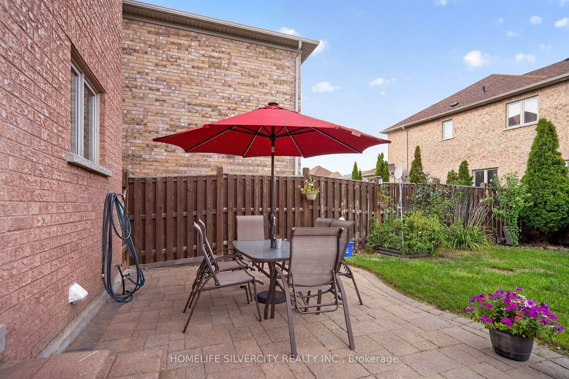 Photo 48 of 61 Fieldview Drive, Brampton, Bram East — HOMEH