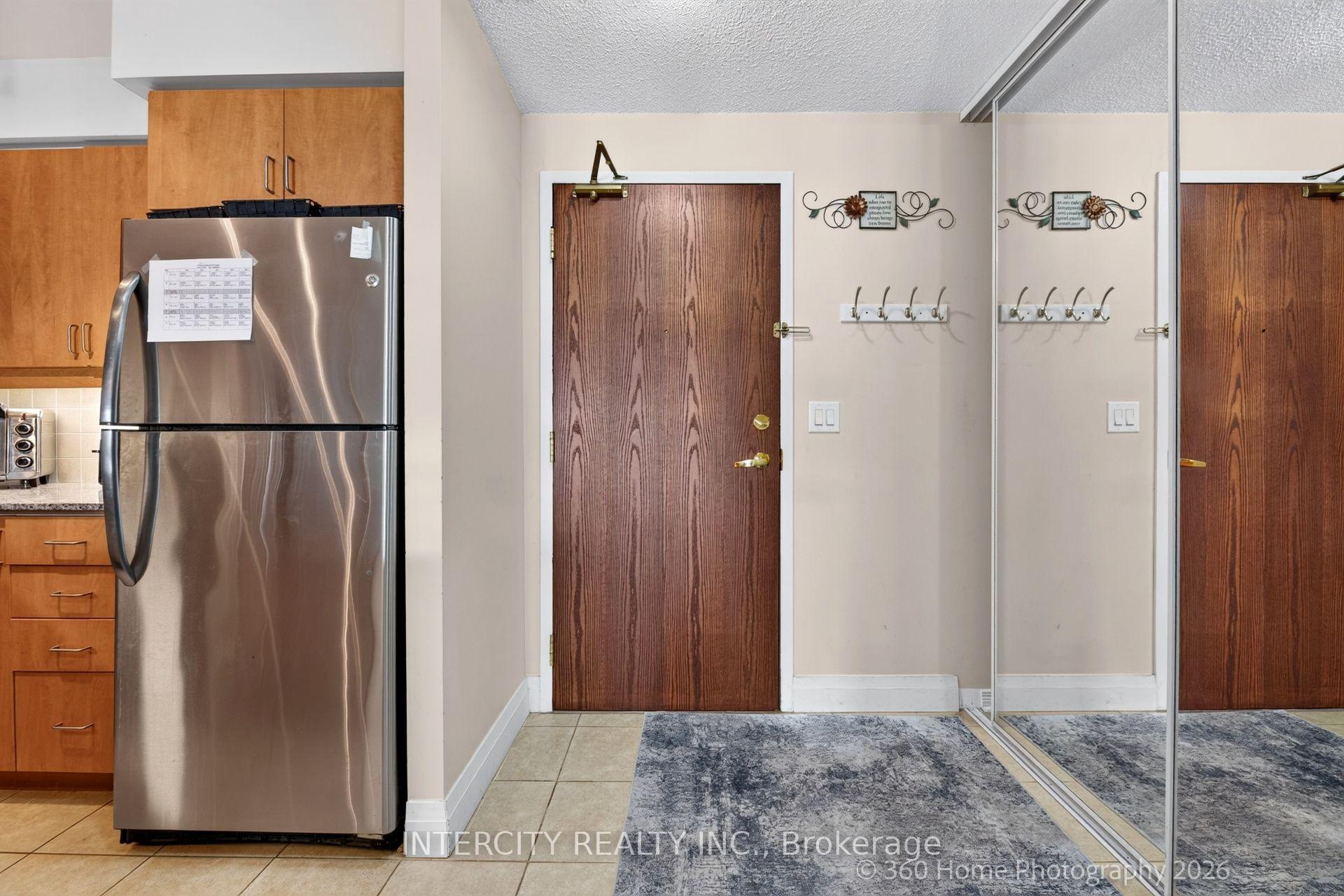Photo 2 of Unit PH08, 185 Oneida Crescent, Richmond Hill, Langstaff — HOMEH