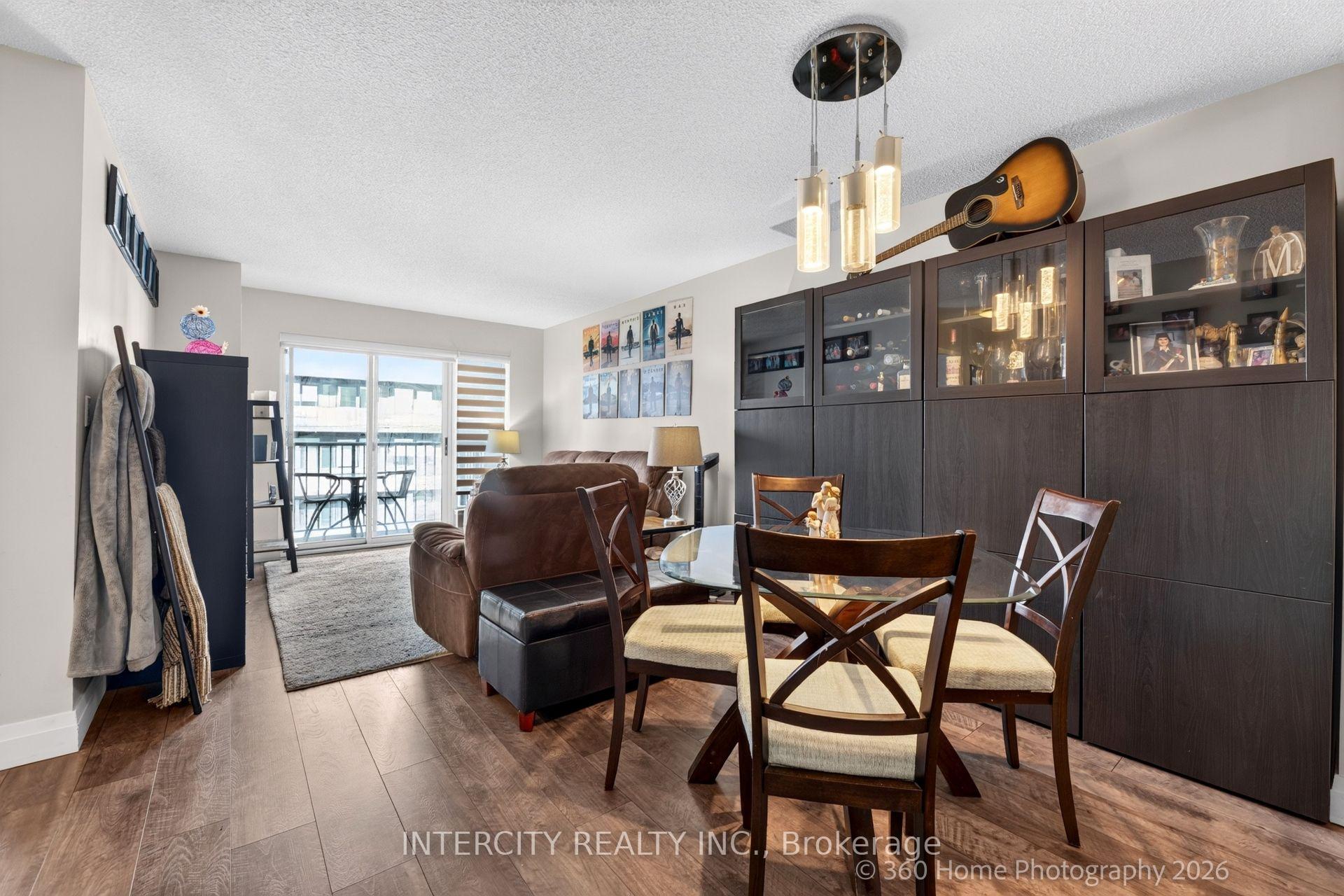 Photo 10 of Unit PH08, 185 Oneida Crescent, Richmond Hill, Langstaff — HOMEH