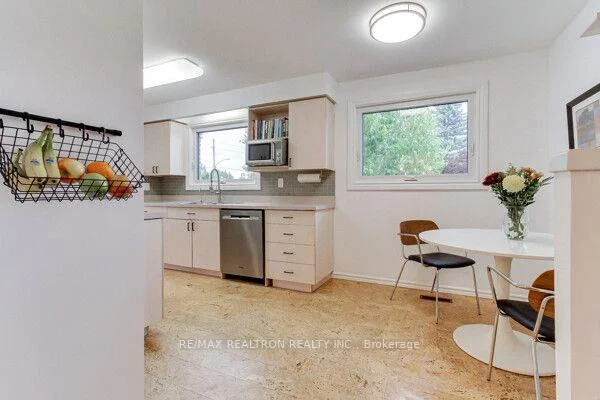 Photo 44 of 1 McDonald Drive, Aurora, Aurora Heights — HOMEH