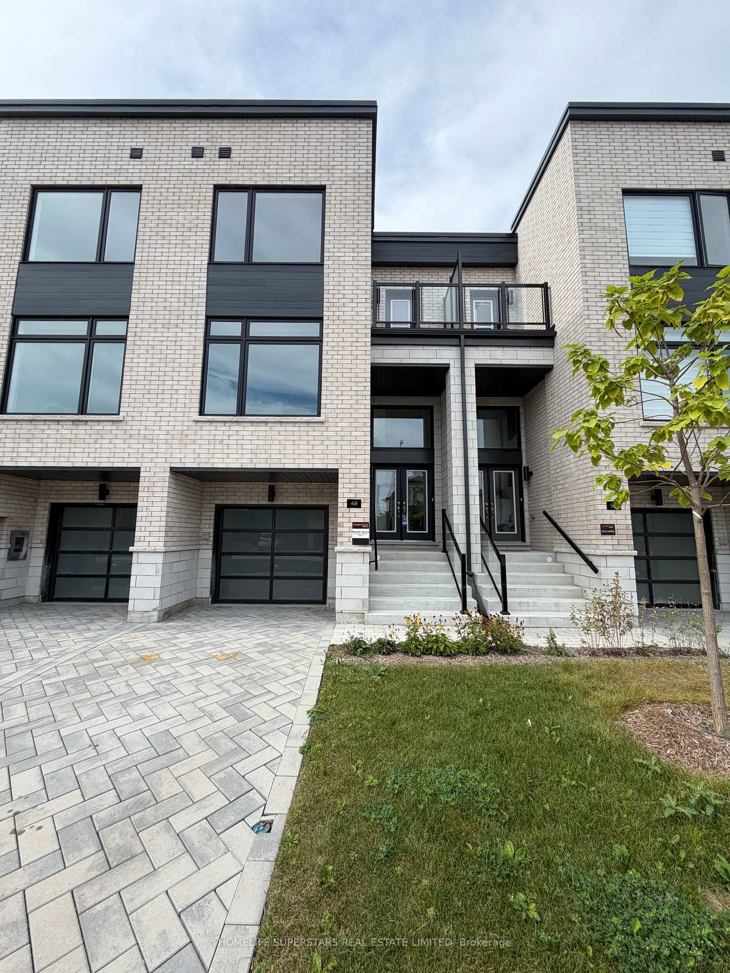 Photo 1 of 48 Danielle Moore Circle, Scarborough, Bendale — HOMEH