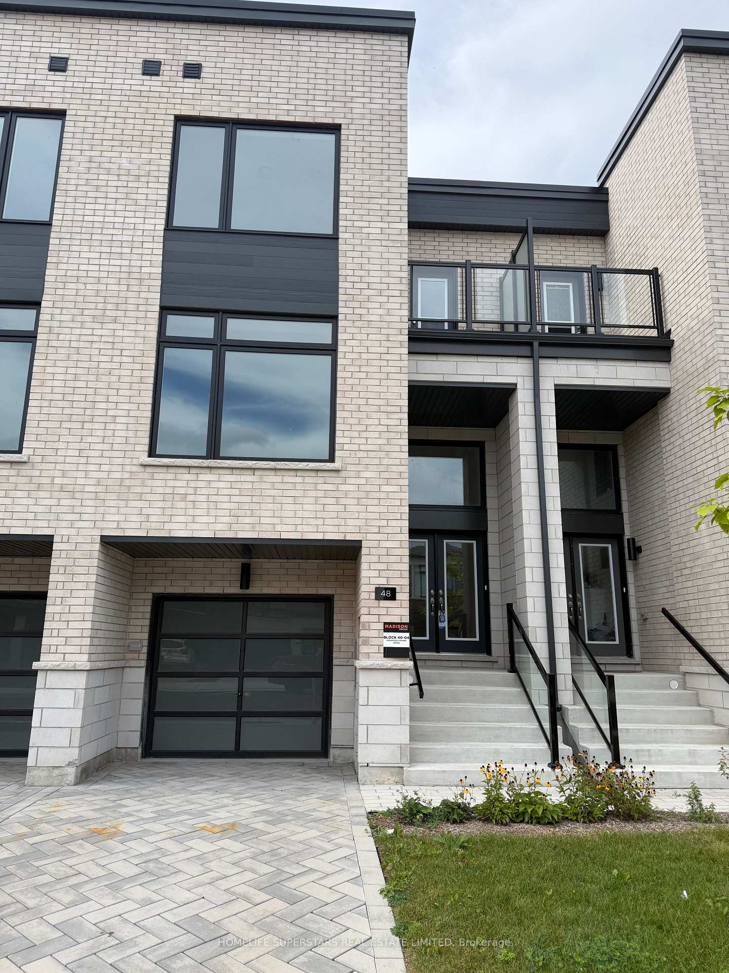 Photo 2 of 48 Danielle Moore Circle, Scarborough, Bendale — HOMEH