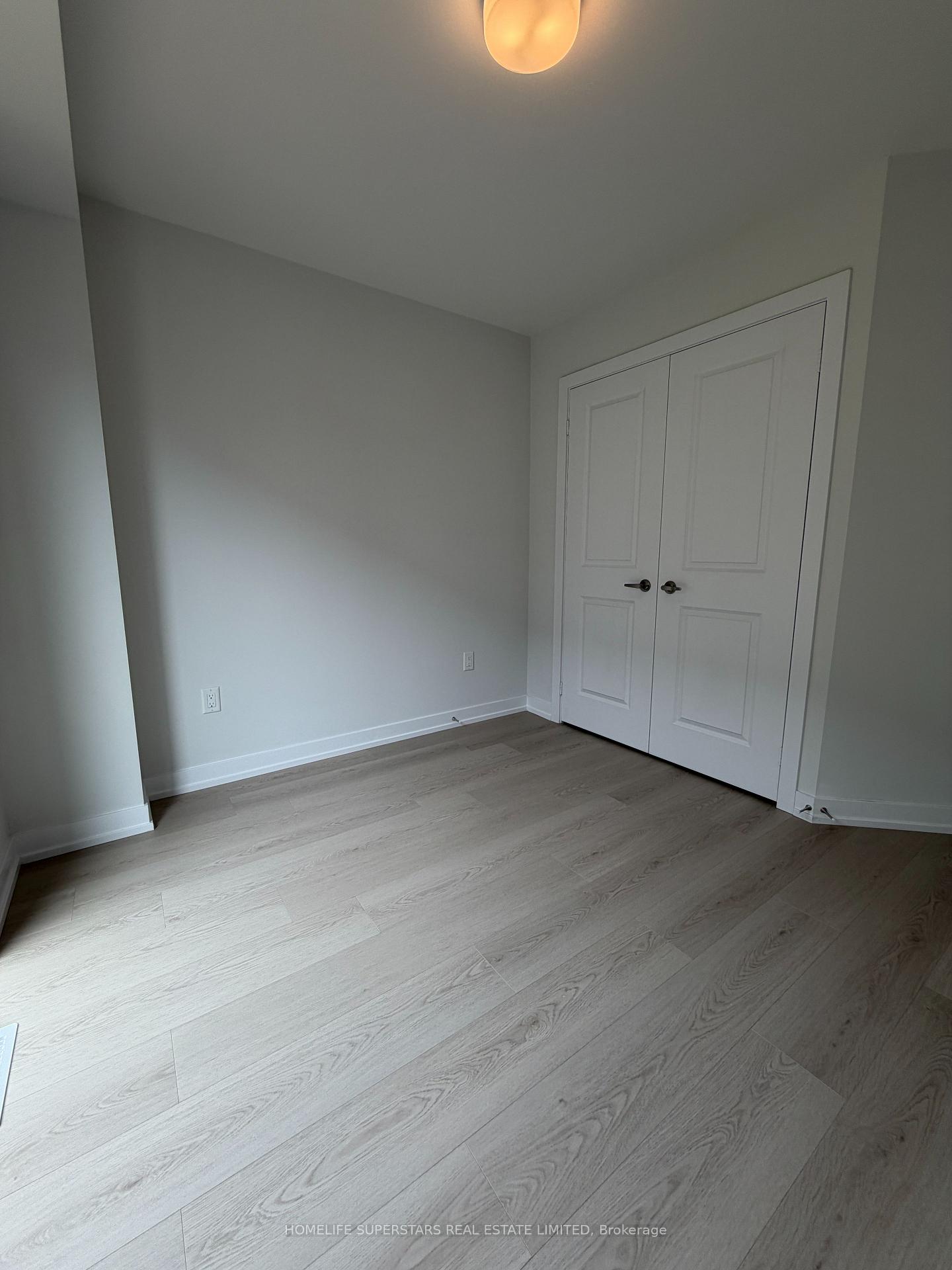 Photo 28 of 48 Danielle Moore Circle, Scarborough, Bendale — HOMEH