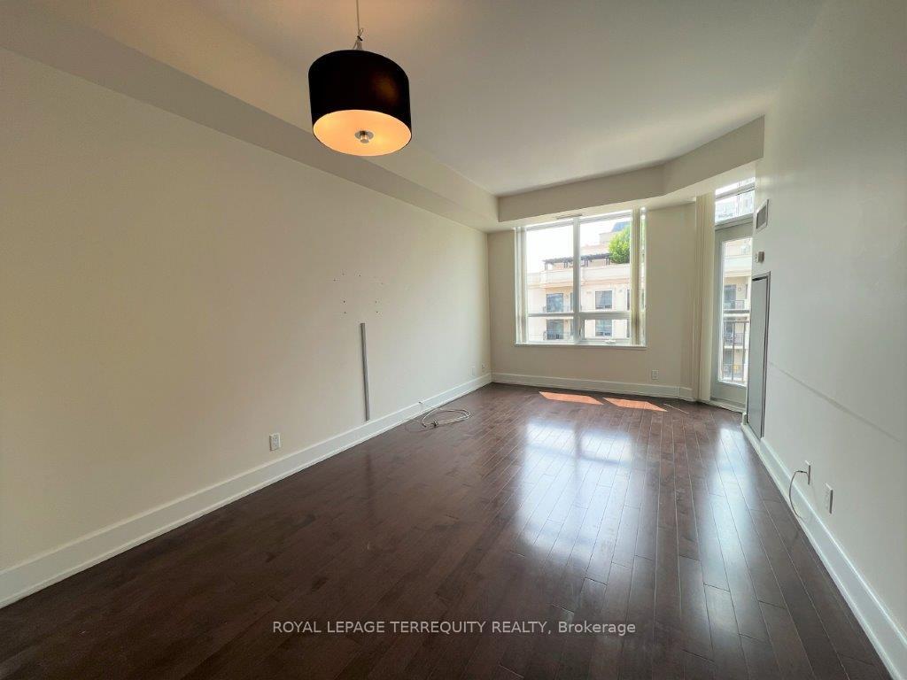 Photo 5 of Unit 609, 676 Sheppard Avenue E, North York, Bayview Village — HOMEH