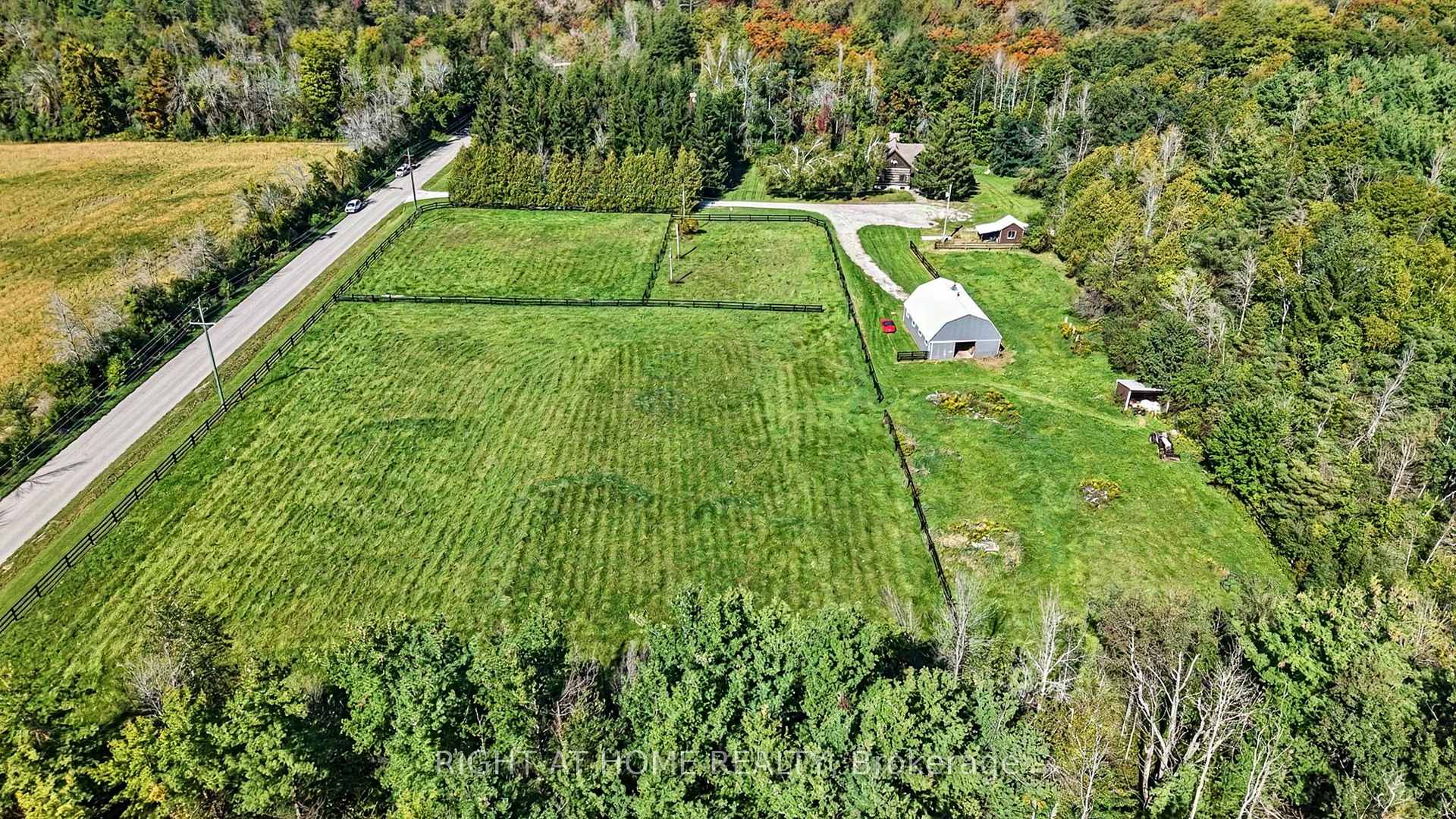 Photo 58 of 323 First Line S, Oro-Medonte, Rural Oro-Medonte — HOMEH